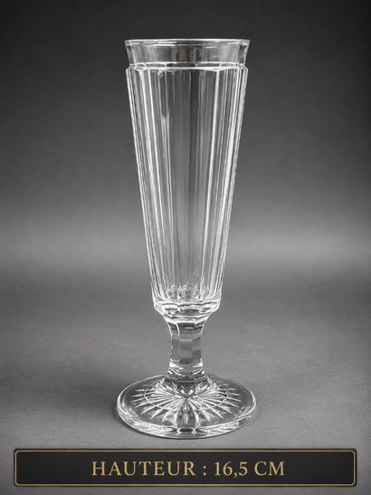 7 verres à orangeade en verre à décor de...