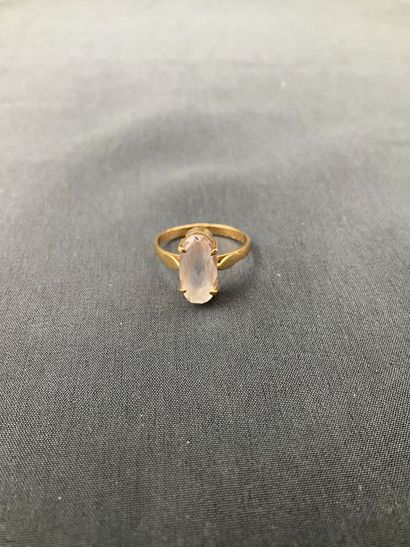 Bague en or jaune (18k), ornée d’un Béryl...