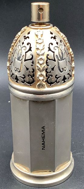Guerlain, «le sucrier de Madame»
Regroupement...