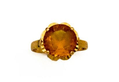 Bague en or 750 millièmes, stylisant une...