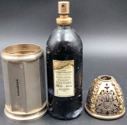 Guerlain, «le sucrier de Madame»
Regroupement...