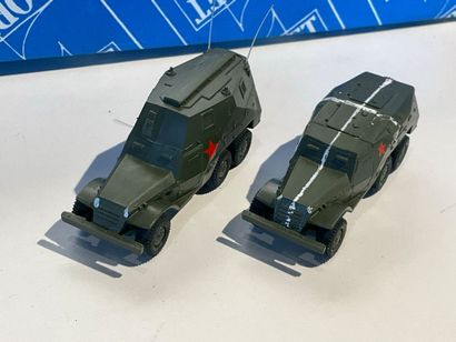 Lot de 36 véhicules militaires,blindé soviétique...