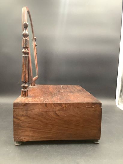 Coiffeuse en bois, avec miroir modulable...
