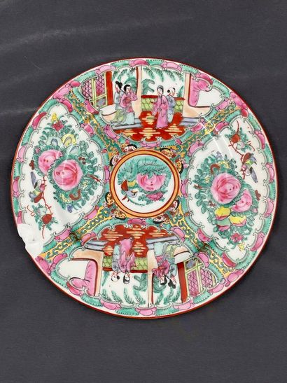 6 assiettes Imari,dont une accidentée, diamètre...