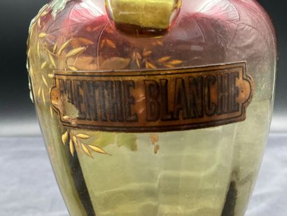 Dans le goût de Legras, aiguière Art nouveau...