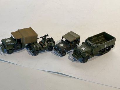 Lot de 34 véhicules militaires,camion citerne,Half-Track...