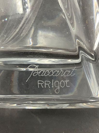 Baccarat, beau vase en cristal de Baccarat...
