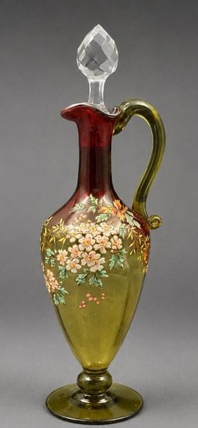 Dans le goût de Legras, aiguière Art nouveau...