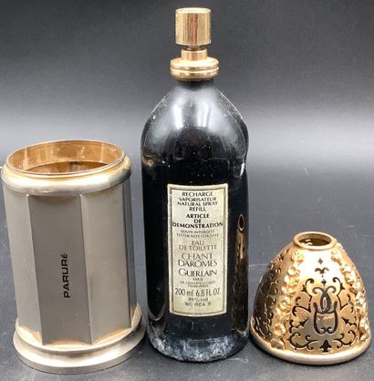 Guerlain, «le sucrier de Madame»
Regroupement...