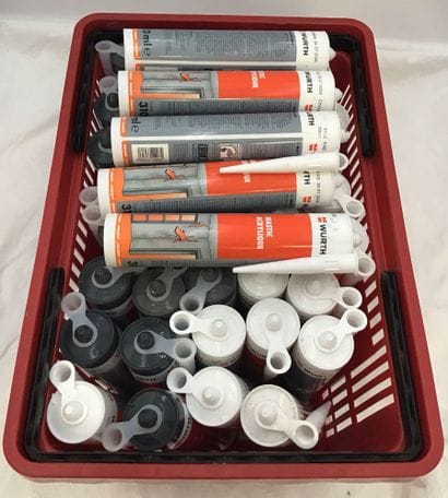 Lot de 46 cartouches mastic silicone Wurth...