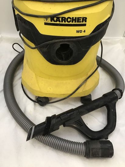 Aspirateur karcher WD4 , il est fonctionnel...