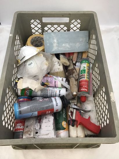 Lot vitrier/peinture comprenant 2 ventouses...