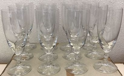 72 verres en cristal, cristallerie de FAINS...