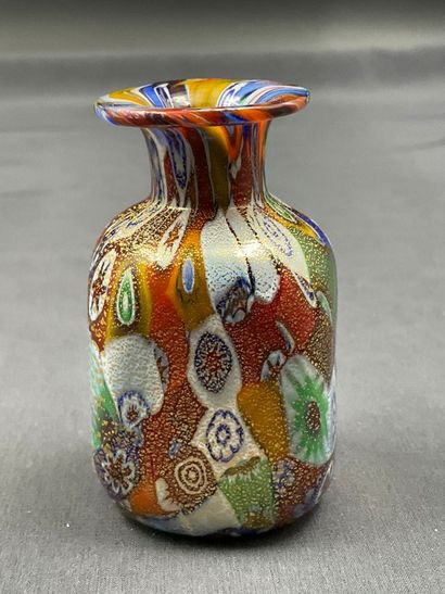 Un vase miniature Murano 6 cm, bon état et...