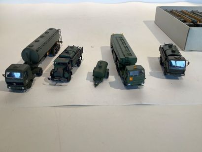 15 véhicules militaires,camions citernes,remorque...