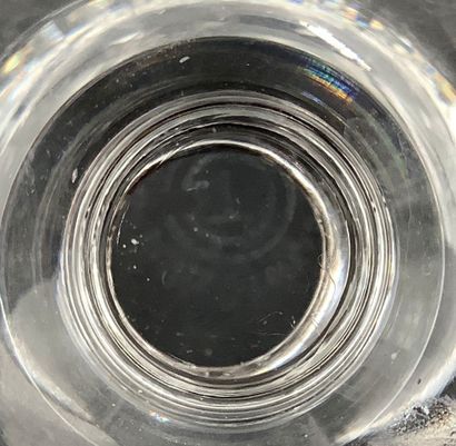 SAINT-LOUIS, une partie de service de verre...