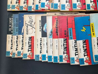 40 exemplaires du journel de Tintin, entre...