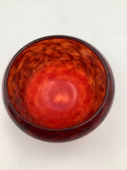 SCHNEIDER, petite coupe en pate de verre...