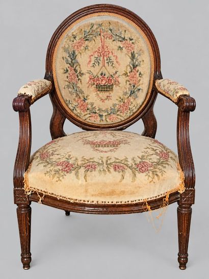 fauteuil de style Louis XVI, en bois teinté,...