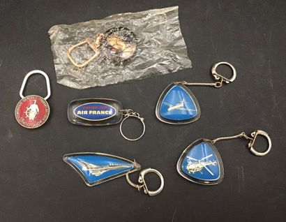 6 porte-clés sur le thème de l’aviation et...