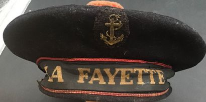 Un bâchi avec 8 rubans “ La Fayette, Antilles,...