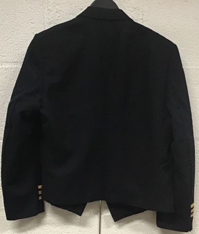 Vêtements de la Marine Anglaise comprenant...