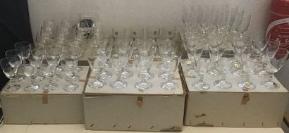 72 verres en cristal, cristallerie de FAINS...