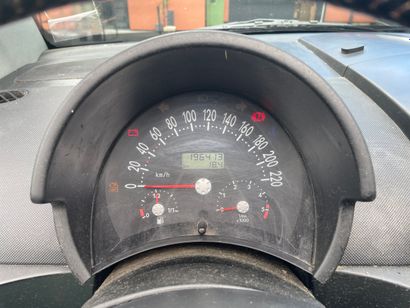 Frais de vente 10 % TTC 
VOLKSWAGEN NEW BEETLE...