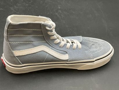 VANS,modèle SK8, pointure 39, paire de baskets...