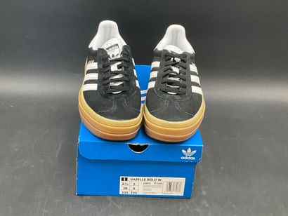 ADIDAS, modèle GAZELLE BOLD W, pointure 38,...