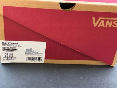 VANS,modèle SK8, pointure 39, paire de baskets...