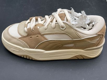 PUMA,modèle 180, pointure 37, paire de baskets...