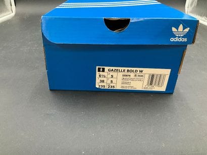 ADIDAS, modèle GAZELLE BOLD W,pointure 38,...