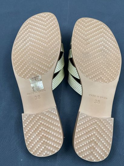 EVA FRUTOS, modèle 3000, paire de mules pointure...