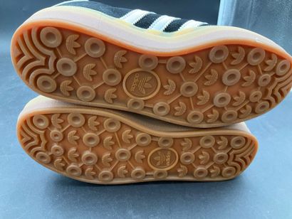 ADIDAS, modèle GAZELLE BOLD W, pointure 38,...