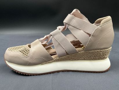 GIOSEPPO, modèle MUIR, paire de sandales,...