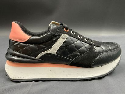 GIOSEPPO, modèle WILTZ, paire de baskets...