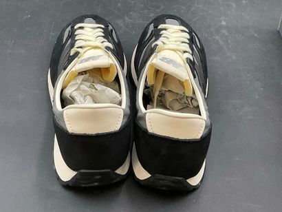 NEW BALANCE,modèle 471, pointure 42, paire...