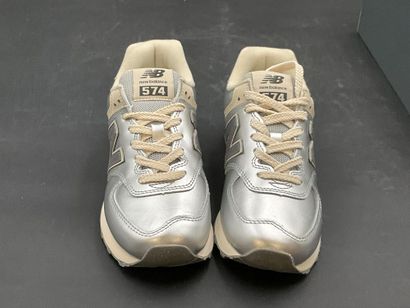 NEW BALANCE,modèle 574,pointure 38,paire...