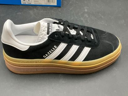 ADIDAS, modèle GAZELLE BOLD W, pointure 38,...