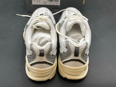 NEW BALANCE, modèle 530,pointure 40,5,paire...