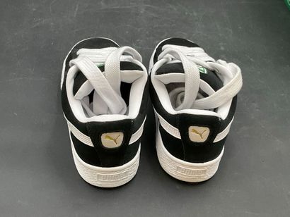 PUMA,modèle SUEDE XL, pointure 39, paire...