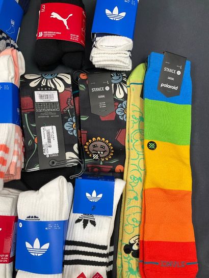 27 Lots de 3 paires de chaussettes dont ADIDAS,...