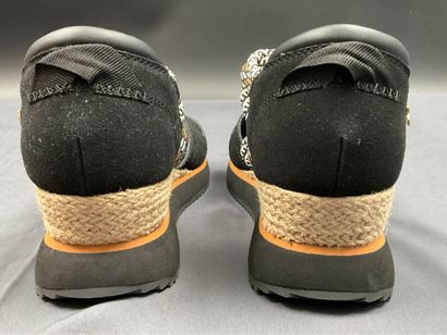 GIOSEPPO, modèle IONA, paire de sandales,...