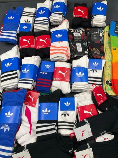 27 Lots de 3 paires de chaussettes dont ADIDAS,...