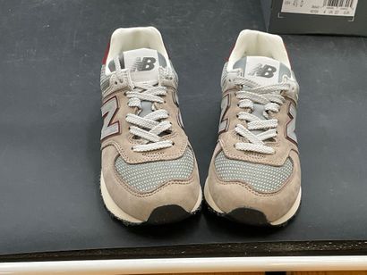 NEW BALANCE, modèle 574, pointure 37, paire...