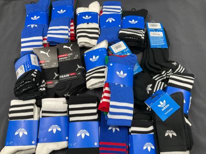 20 lots de 3 paire de chaussettes, dont ADIDAS...