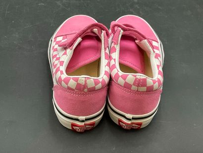 VANS,modèle OLD SKOOL V,pointure 34, paire...