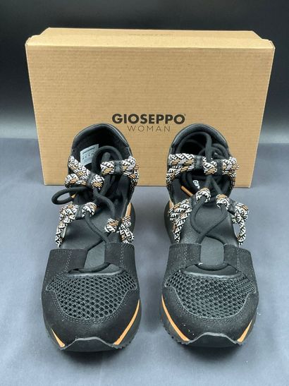 GIOSEPPO, modèle IONA, paire de sandales,...
