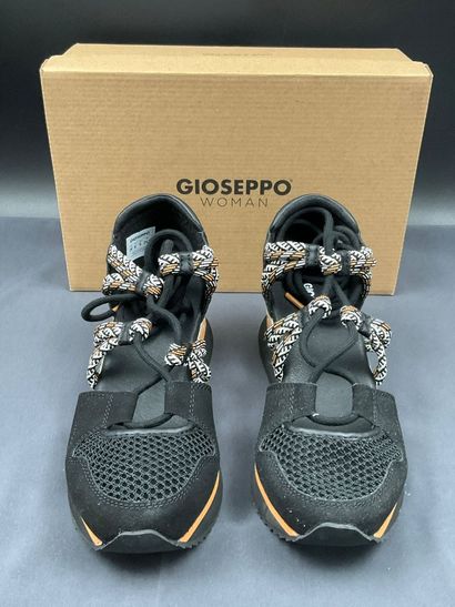 GIOSEPPO, modèle IONA, paire de sandales,...